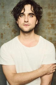Ảnh diễn viên Landon Liboiron