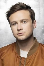 Ảnh diễn viên Logan Miller